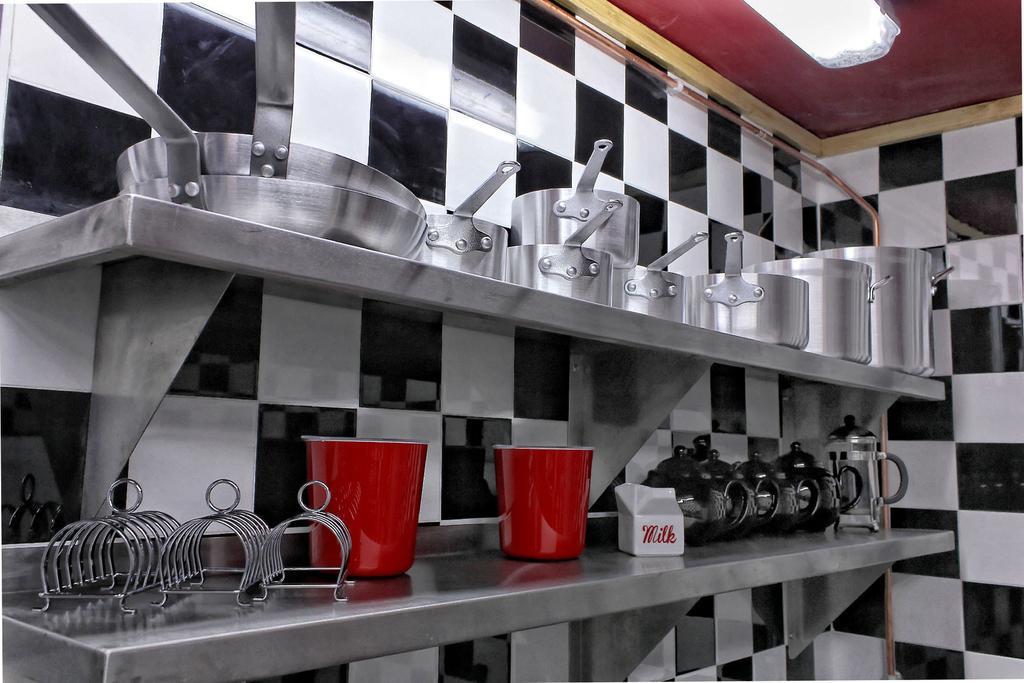 Lumely Fee Bunkhouse Aparthotel Kendal Luaran gambar